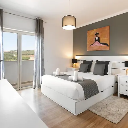 Vila Pool & Charm Óbidos