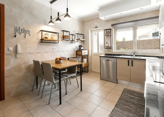 Pool & Charm Óbidos